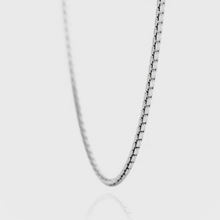 Amazon.com: Saris and Things 925 Sterling Silver 3mm Box Chain 18 Inch:  Clothing, Shoes & Jewelry